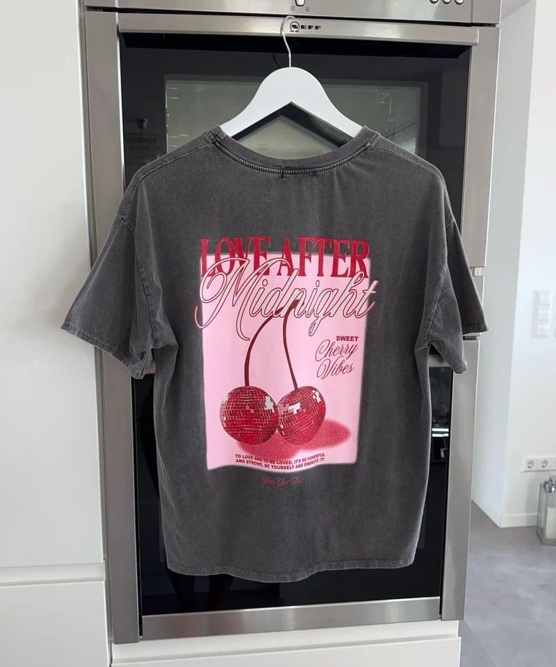 T-Shirt Love After Midnight Grau
