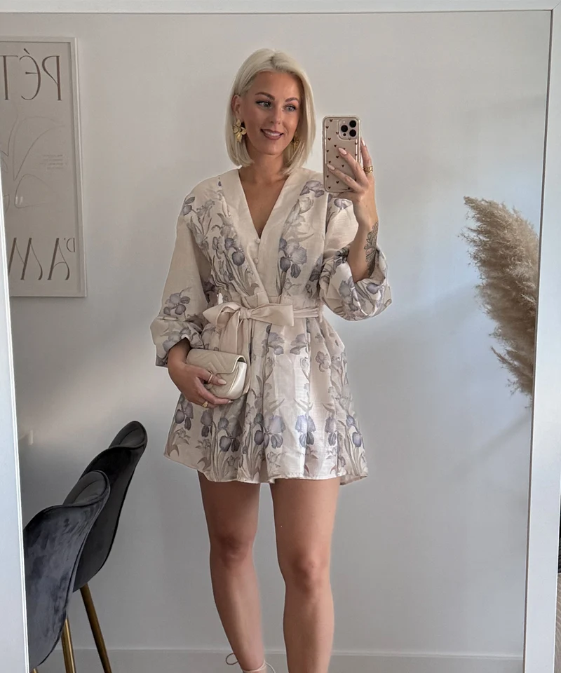 Kleid Loua Blume Beige