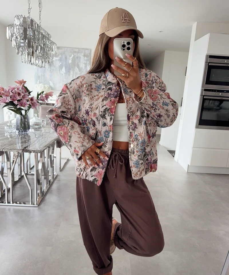 Bomberjacke Sylvie mit Blumen