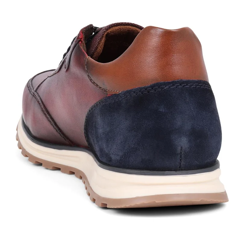 Leather Lace-Up Trainers - BUG39503 / 324 762 - Burgundy