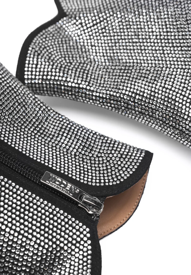 Saga Zip Crystal - Black