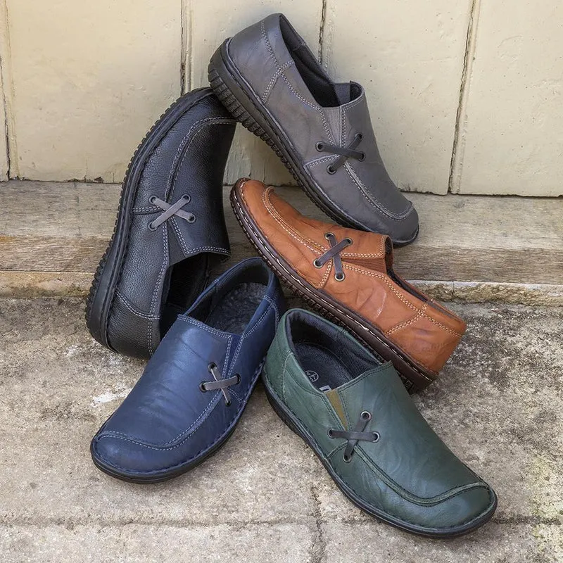 Leather Slip On Shoes - HAK32019 / 319 116 - Navy