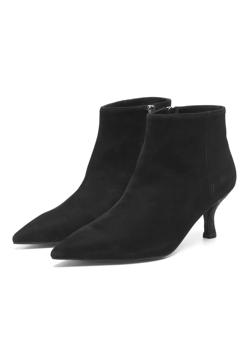 Vera S - Black