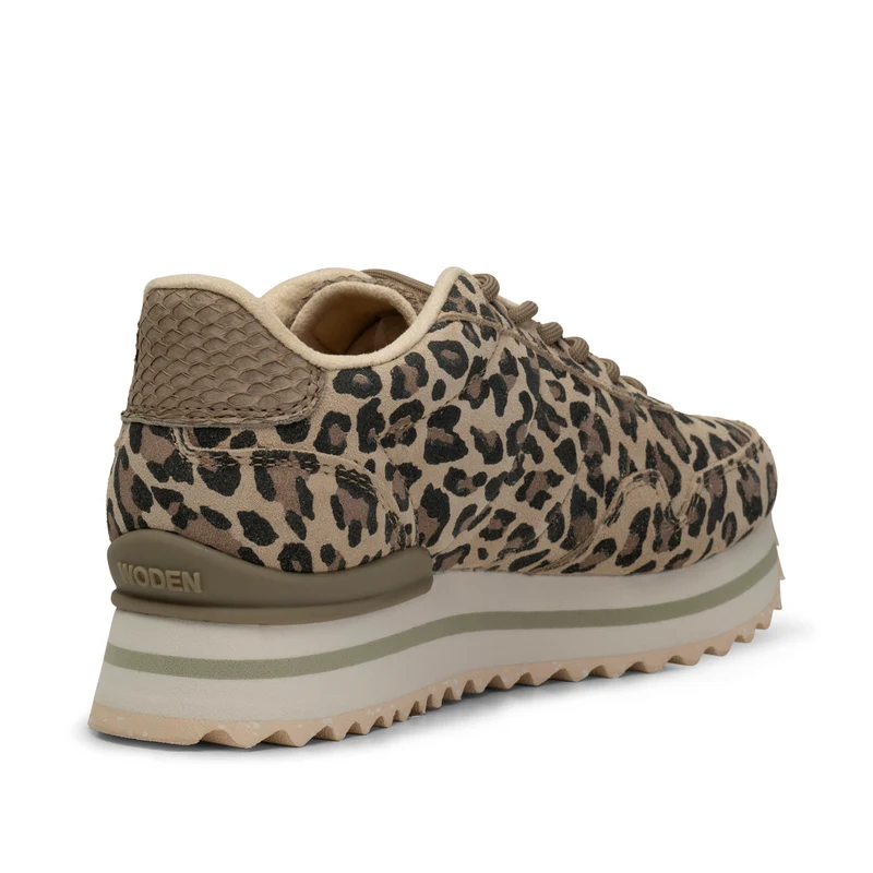 Nora III Plateau Animal - Leopard