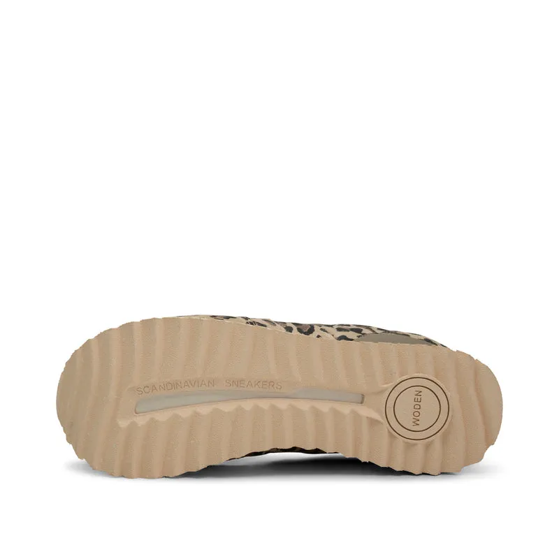 Nora III Plateau Animal - Leopard