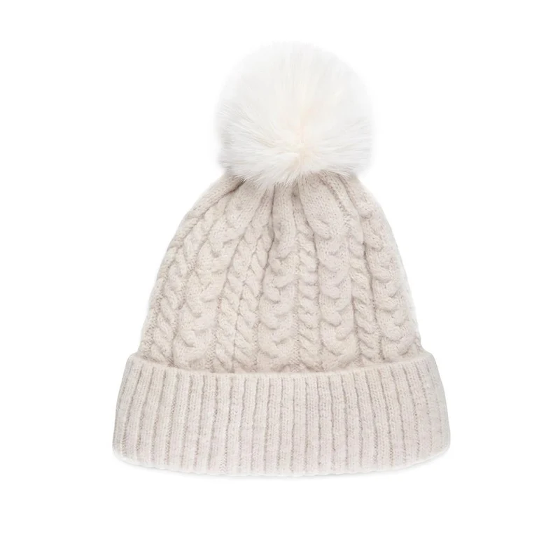 Warm Knitted PomPom Hat - SISK44003 / 329 900