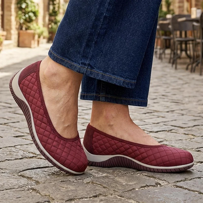 Wide Fit Quilted Upper Comfort Pumps - BRK44004 / 329 756 - Burgundy