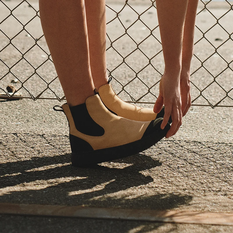 Magda Rubber Boot - Black/Beige