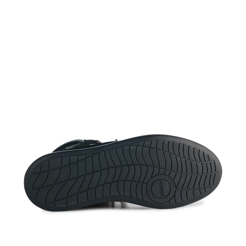 Iris Suede - Black
