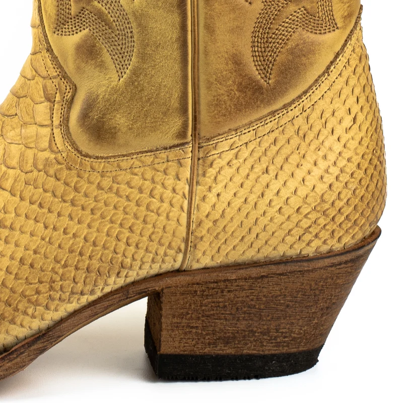 Country- und Western-Cowboystiefel für Damen 2524 Gelbes Leder