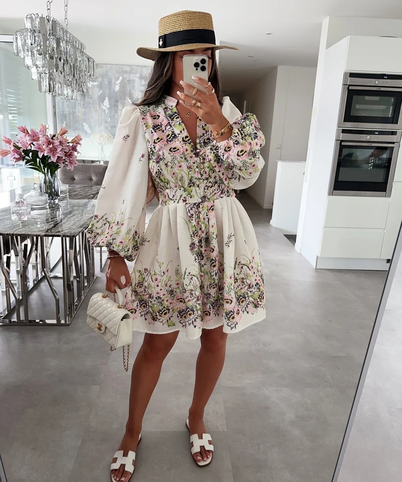 Kleid Milana Blume Hellgrün