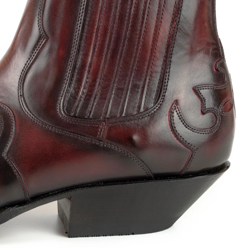 Cowboy Country Western Stiefeletten für Herren und Damen 1931 aus dunkelrotem Leder