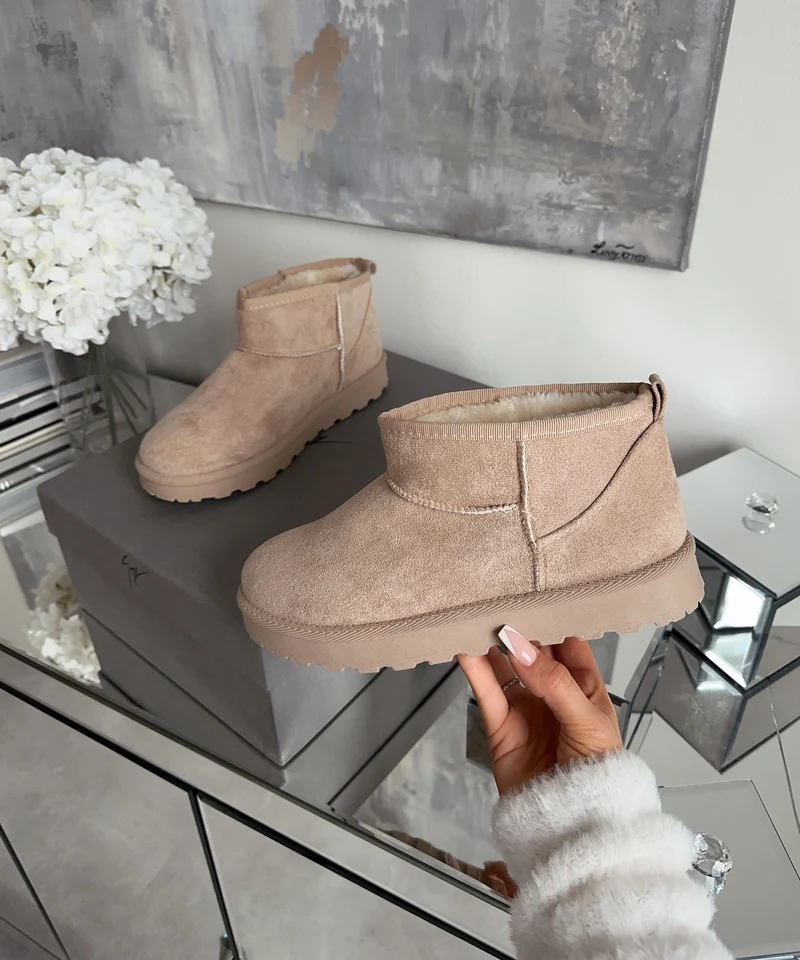 Gefütterte Boots Sana Beige