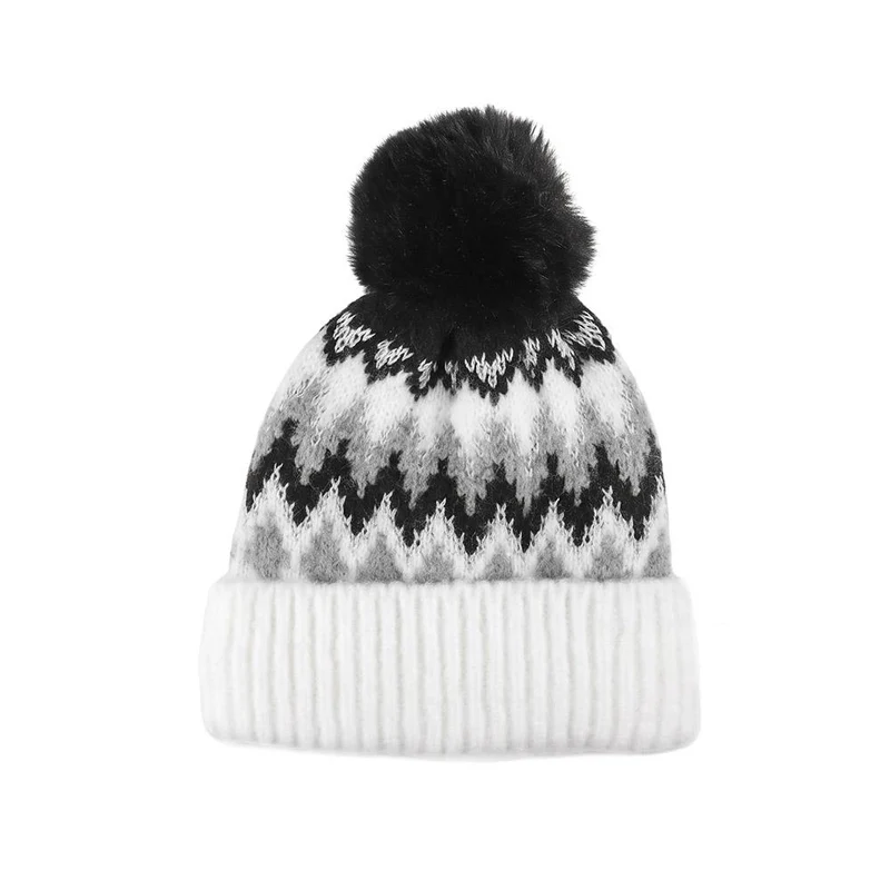 Fashionable Knitted Bobble Hat - SISK44007 / 329 904