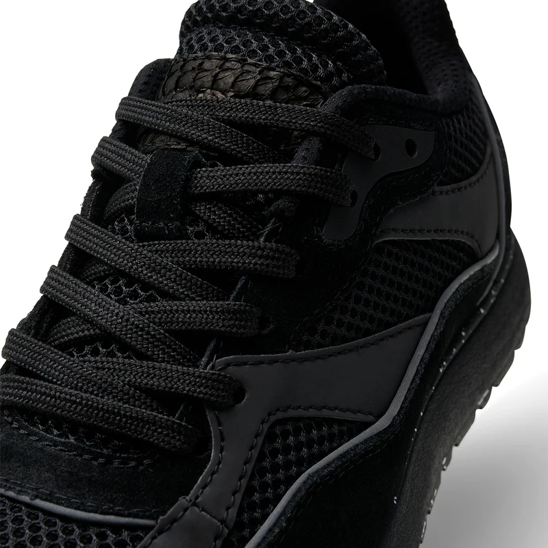 Hailey - Black