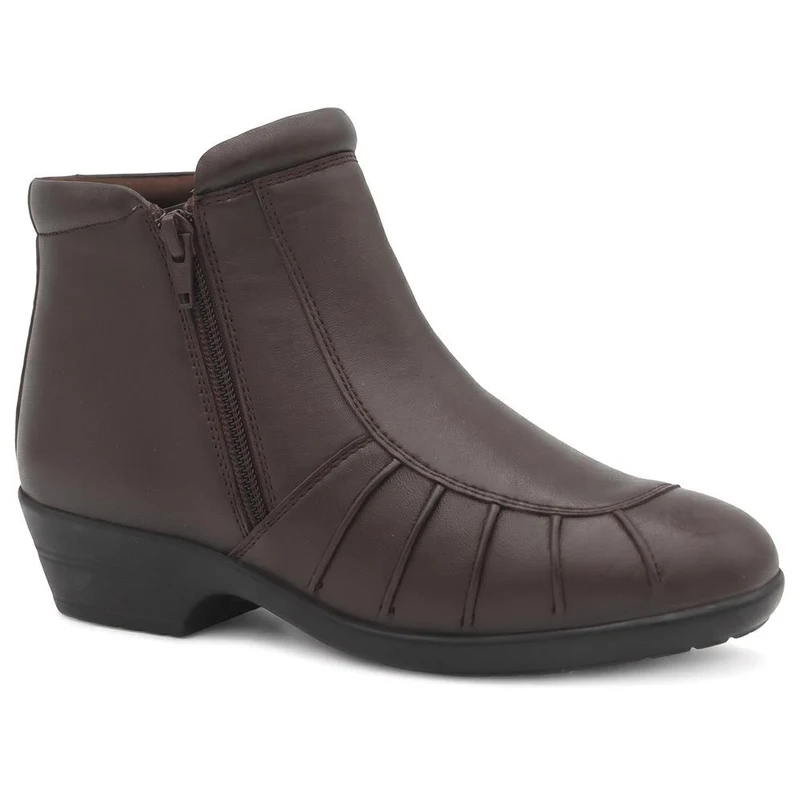 Lightweight Leather Ankle Boots - KF38012 / 324 468 - Chocolate