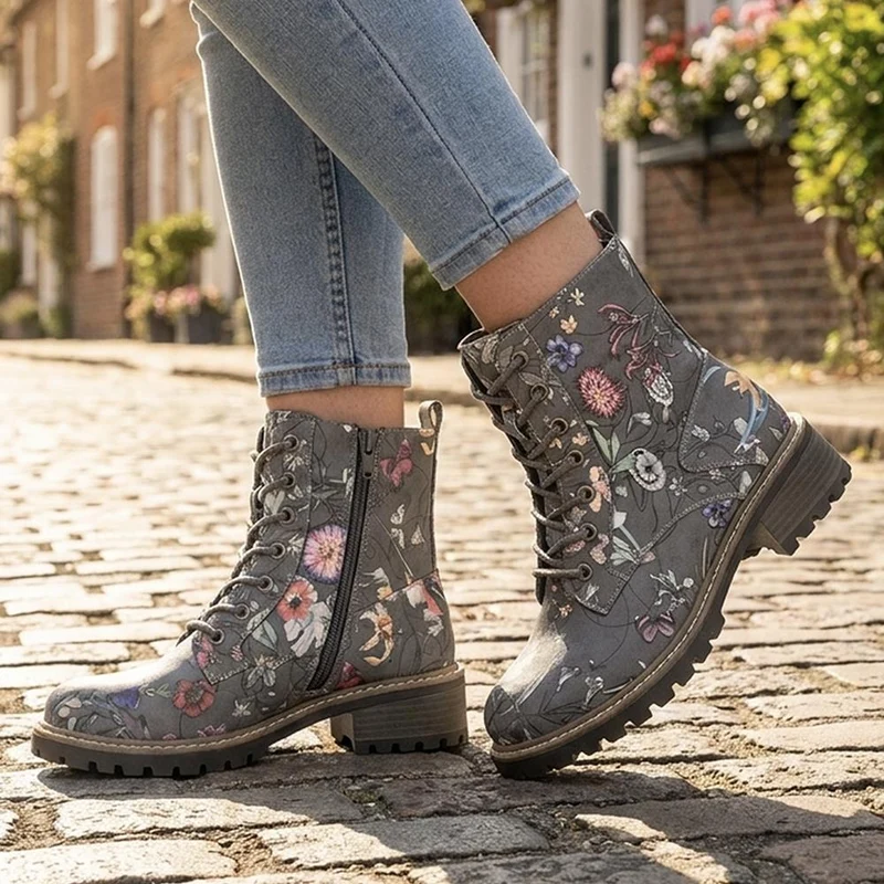 Wide Fit Floral Lace Up Boots - LAND44008 / 329 630 - Grey Floral