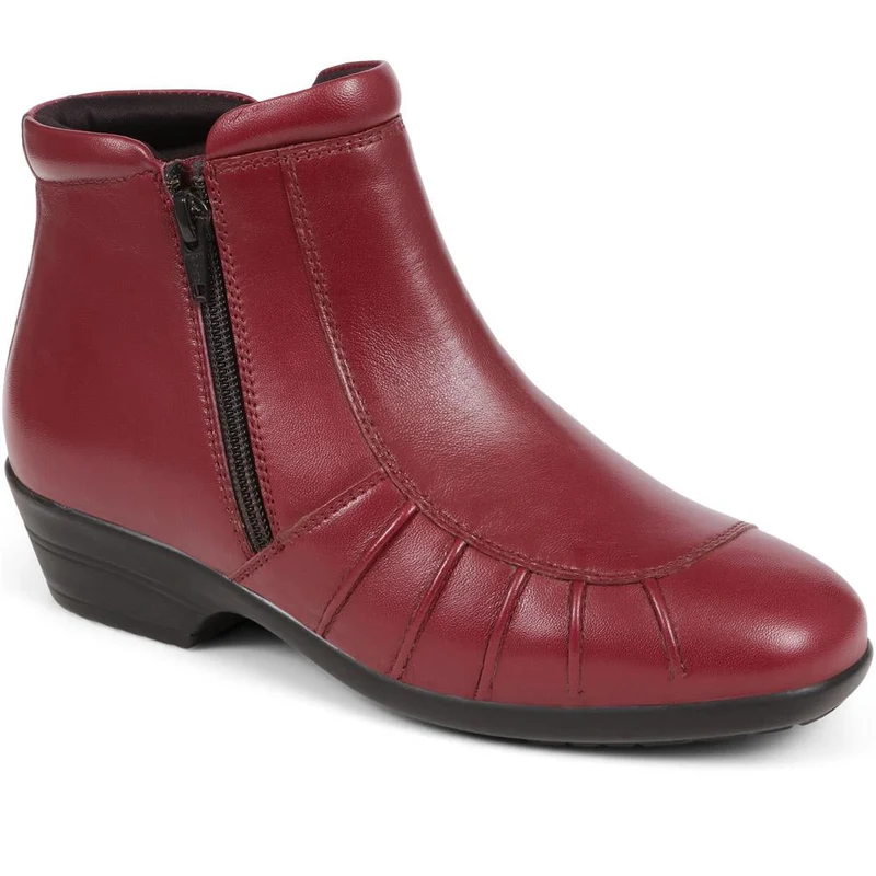 Lightweight Leather Ankle Boots - KF38012 / 324 468 - Burgundy