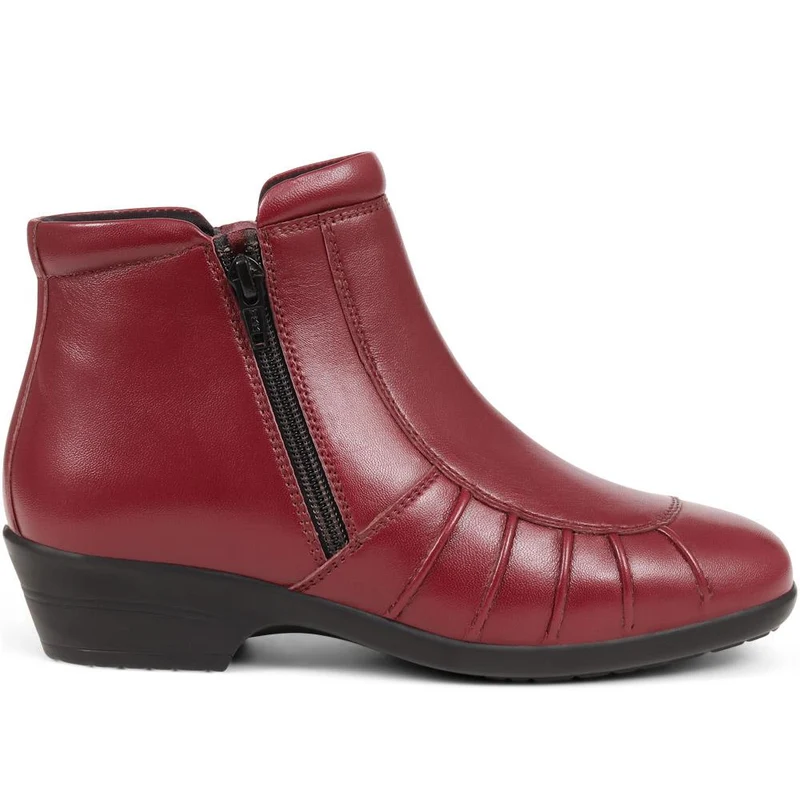 Lightweight Leather Ankle Boots - KF38012 / 324 468 - Burgundy