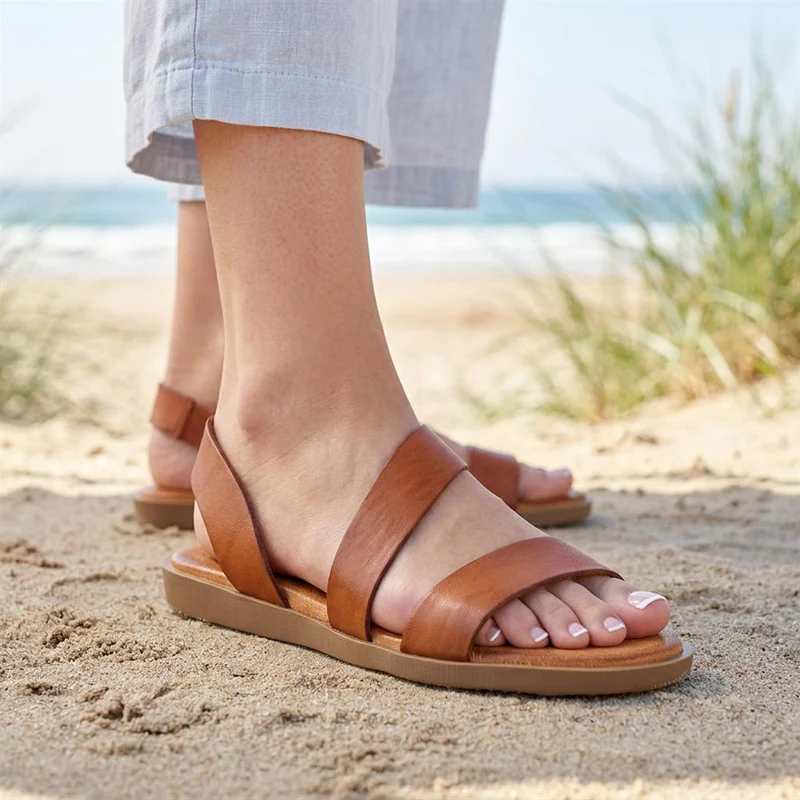 Elasticated Leather Sandals - PERSI41000 / 327 542 - Tan