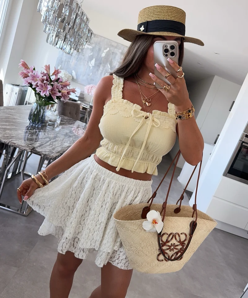 Hosenrock mit Spitze Liwa Creme