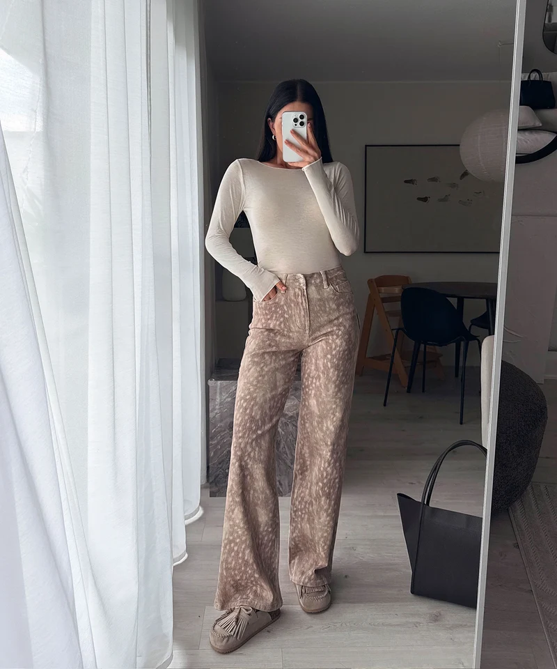 Stretch Straight Leg Jeans Sandria Beige
