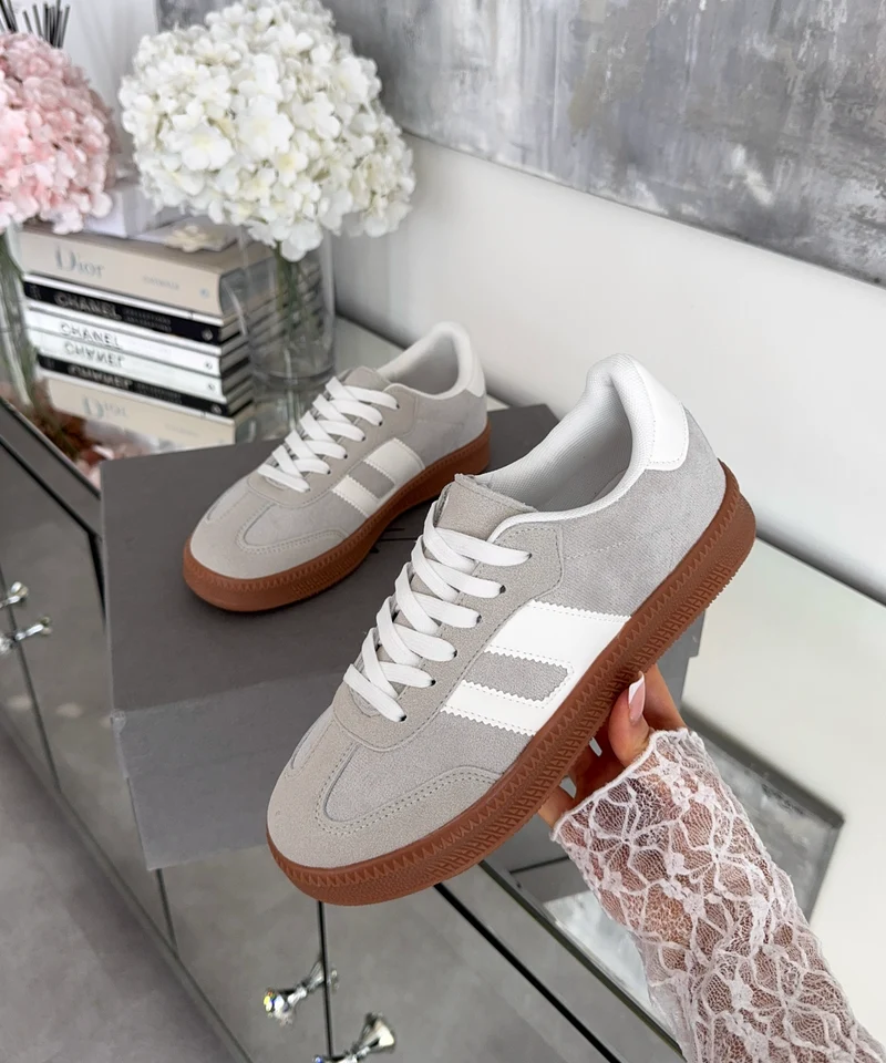 Sneaker Sonia Grau
