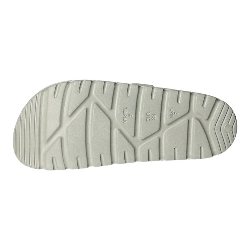 Sneakers Badelatsche