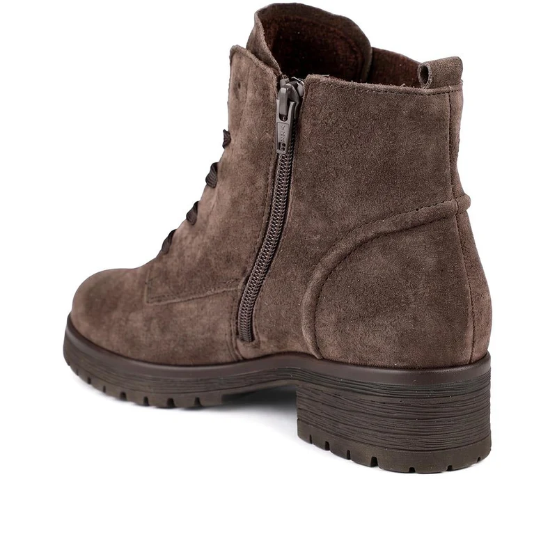 Zumba Gabor Wide Fit Leather Ankle Boots - GAB42524 / 328 172 - Chocolate Suede
