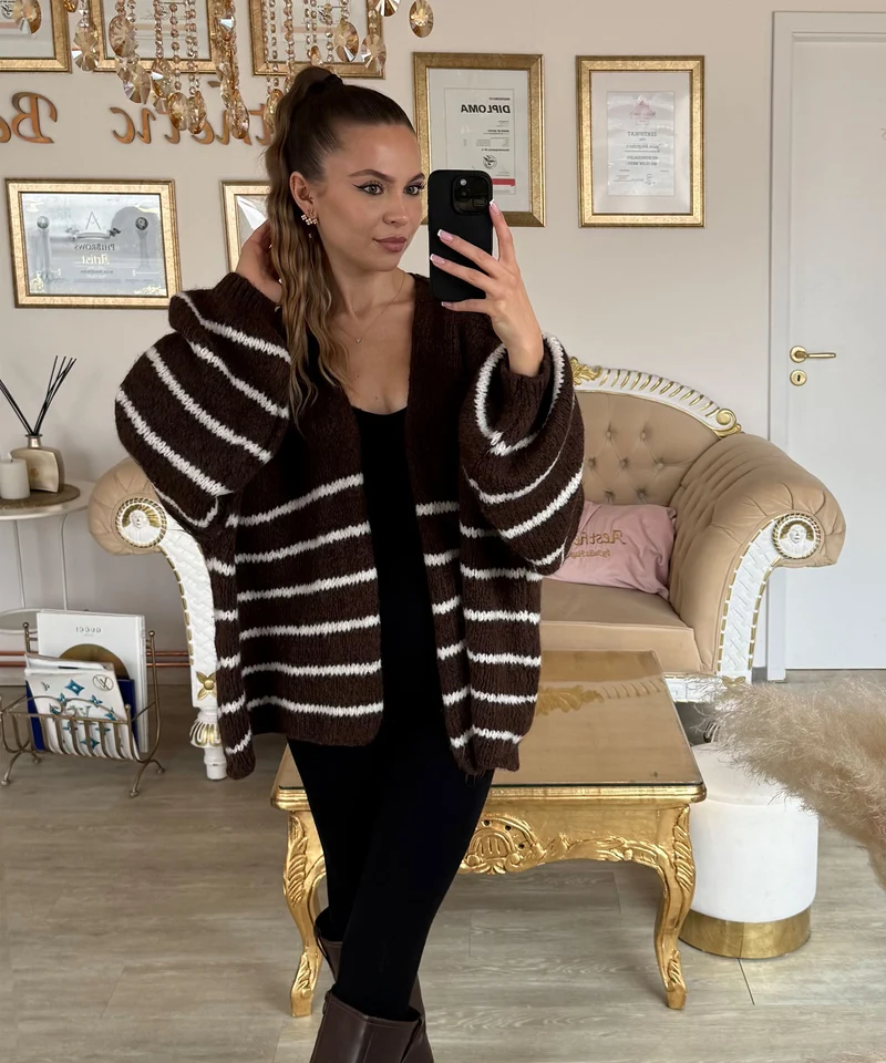 Cardigan Ray gestreift Dunkelbraun
