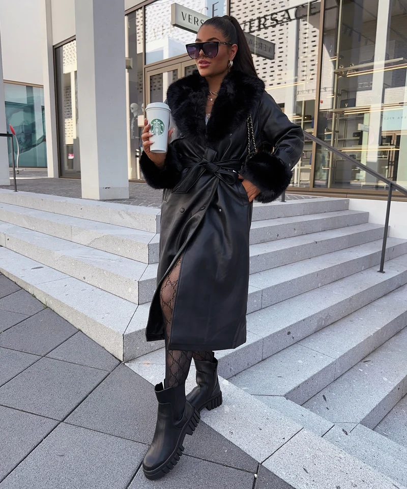 Ledermantel Hillary mit Felldetails Schwarz