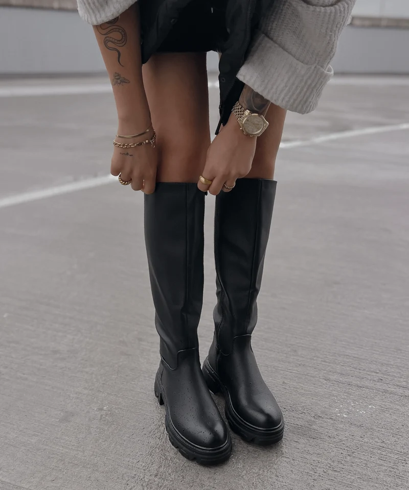 Stiefel Amira Schwarz