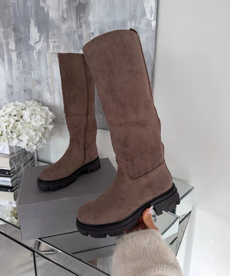 Stiefel Amira Braun