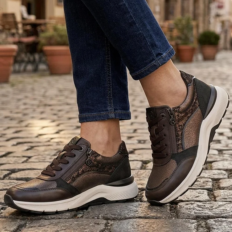 Relife Flexible Zip & Lace Trainers - RELIF44026 / 329 645 - Brown