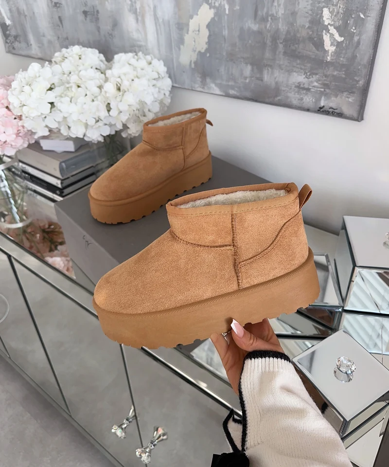 Gefütterte Plateau Boots Nina Chestnut