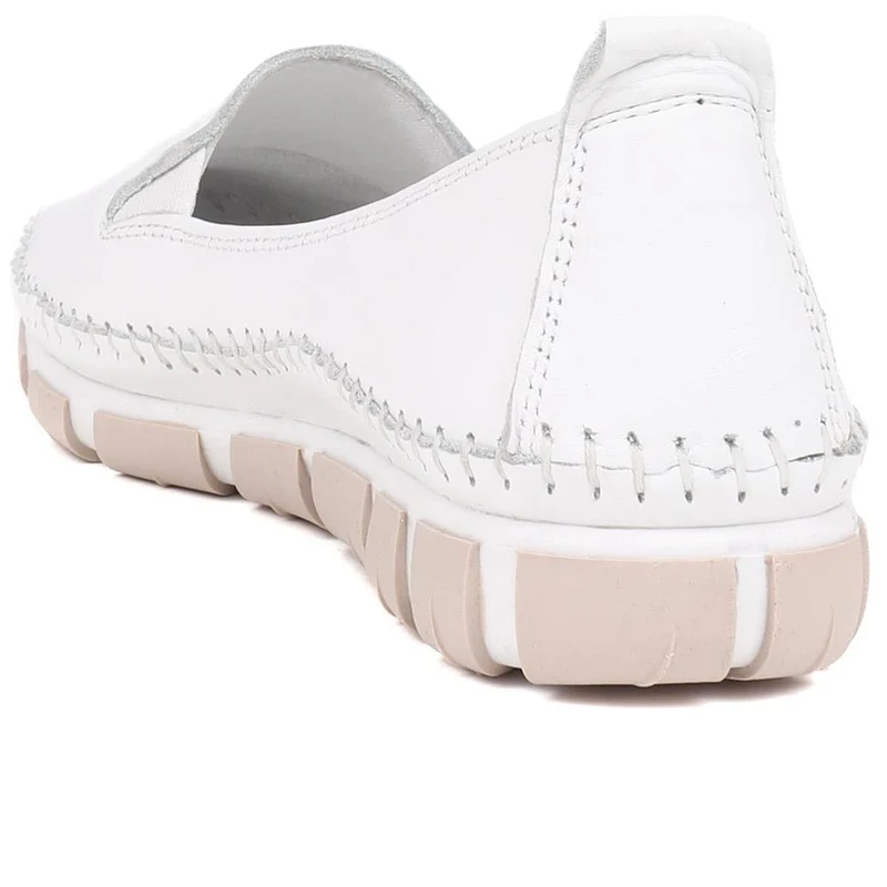 Slip-On Leather Pumps - GOKH39011 / 326 241 - White