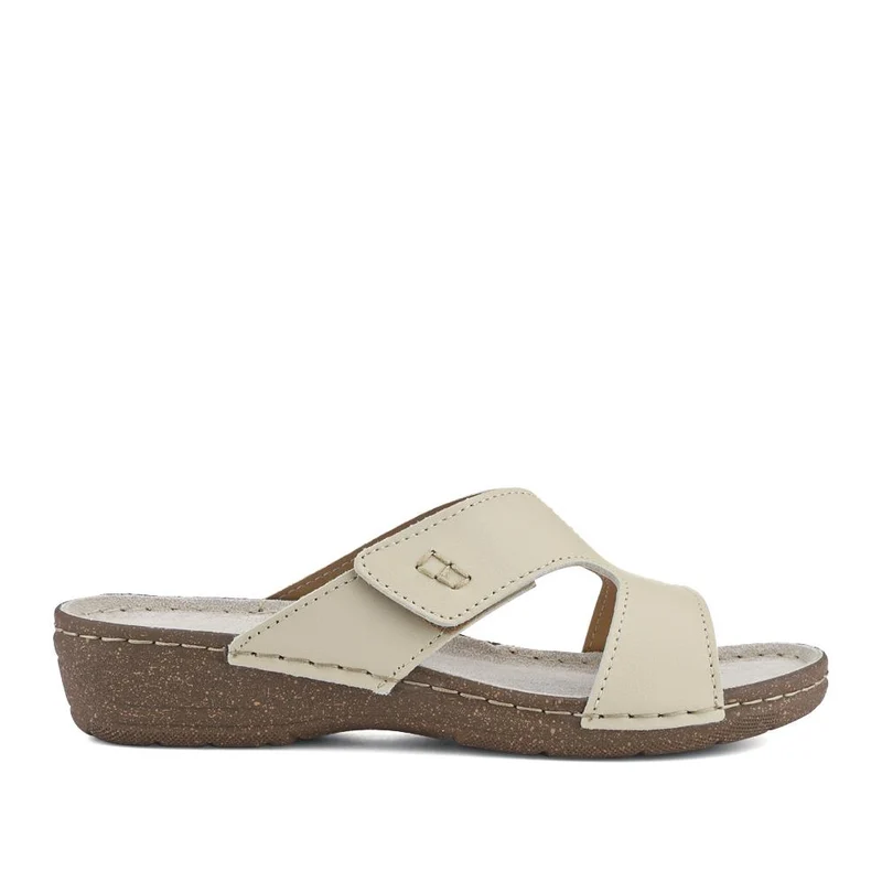 Leather Wedge-Heeled Mules - PATRI41001 / 327 610 - Sand