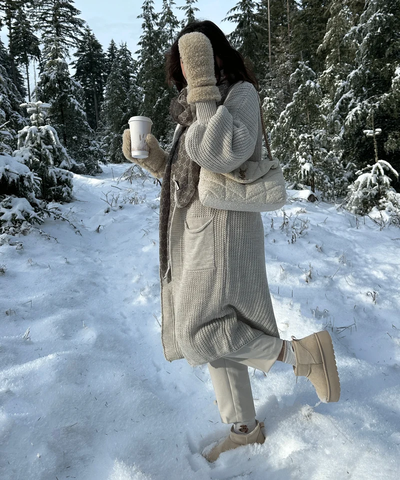 Gefütterte Plateau Boots Nina Beige
