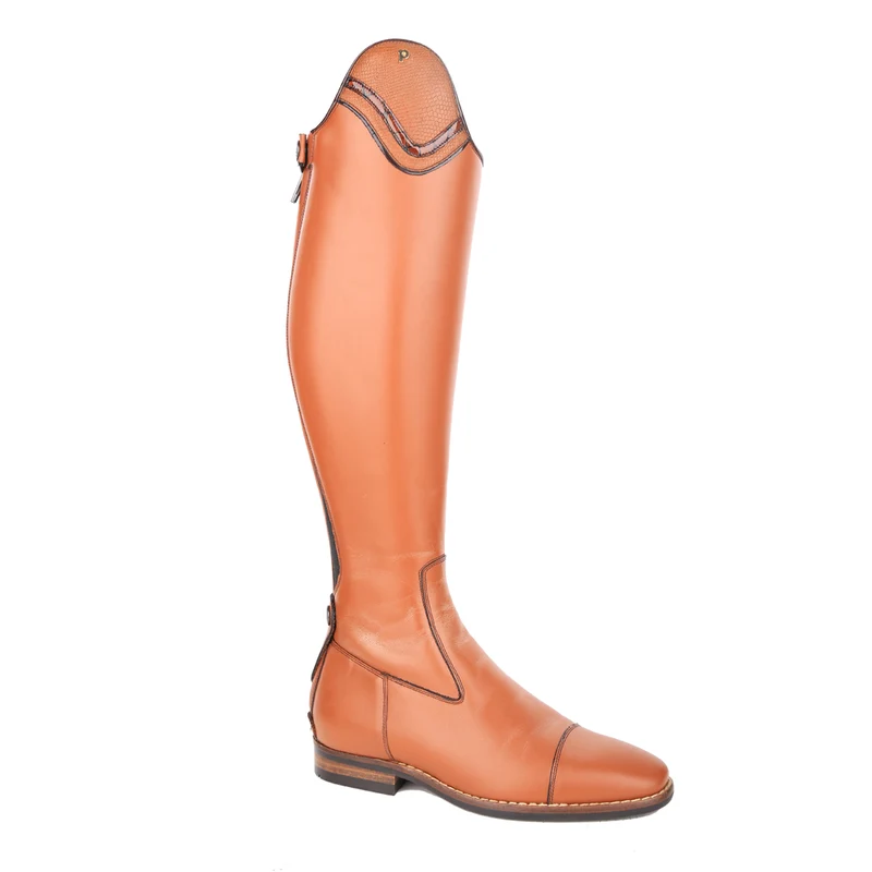 Petrie Springstiefel Einzelstücke