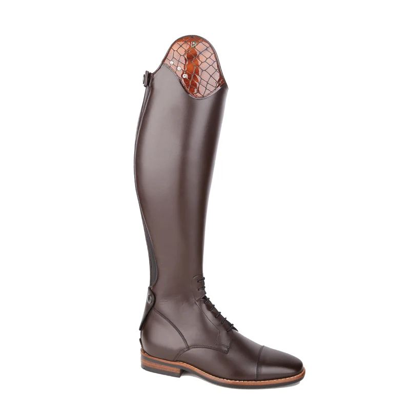 Petrie Springstiefel Einzelstücke