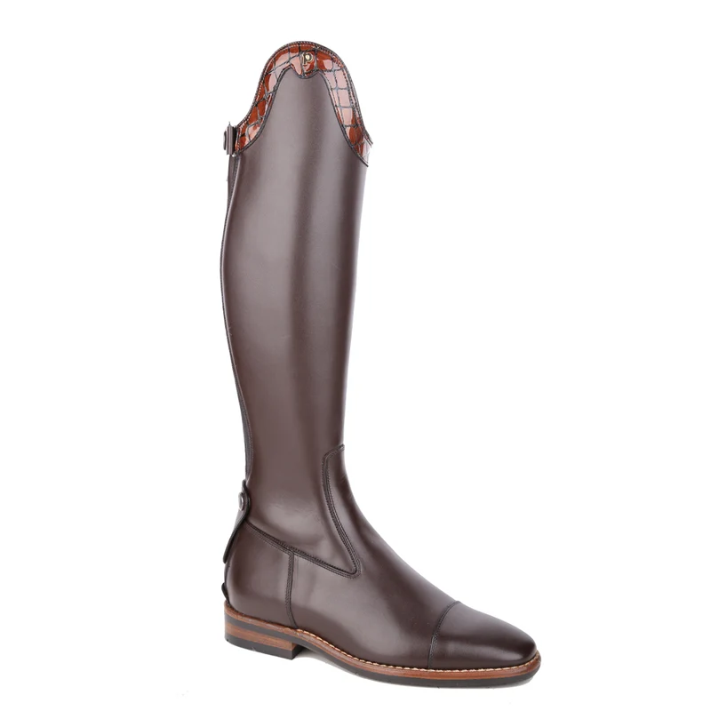 Petrie Springstiefel Einzelstücke
