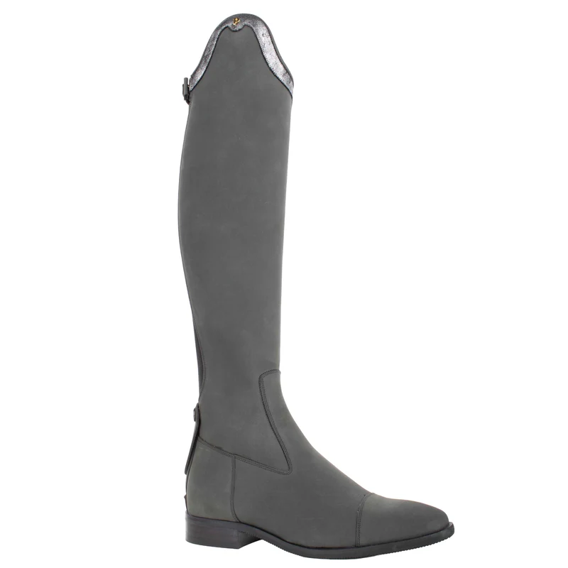 Petrie Springstiefel Einzelstücke