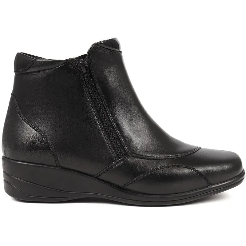 Leather Boots - KF38020 / 324 490 - Black