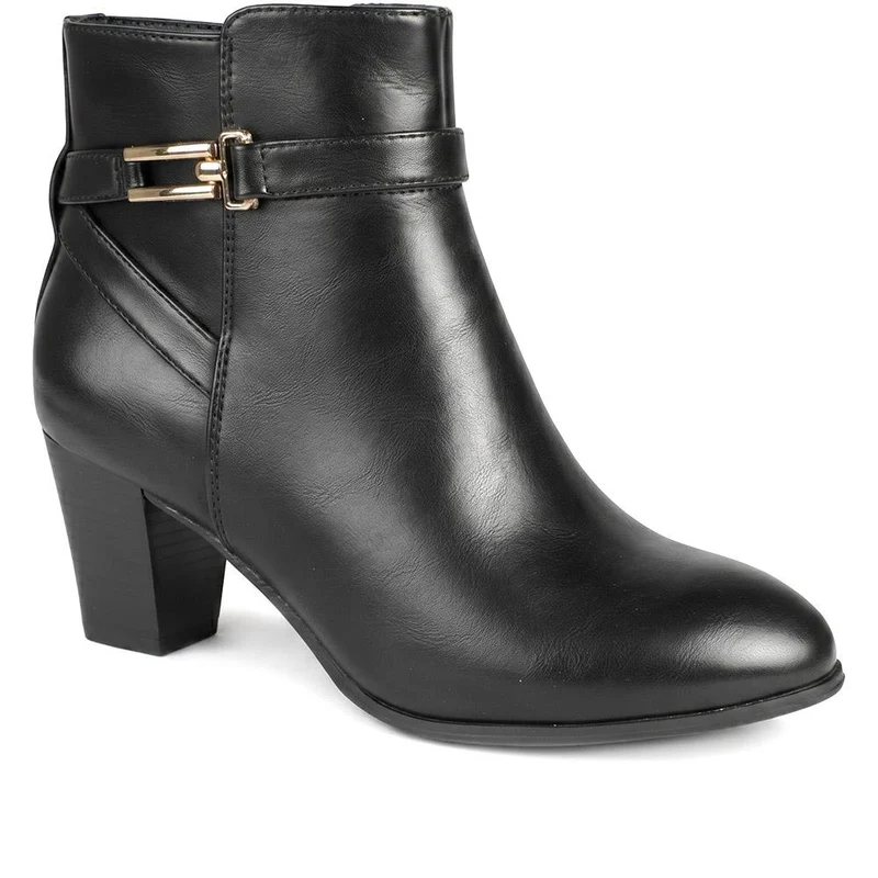 Smart Block Heel Ankle Boots With Buckle Detail - SANYI44002 / 330 000 - Black