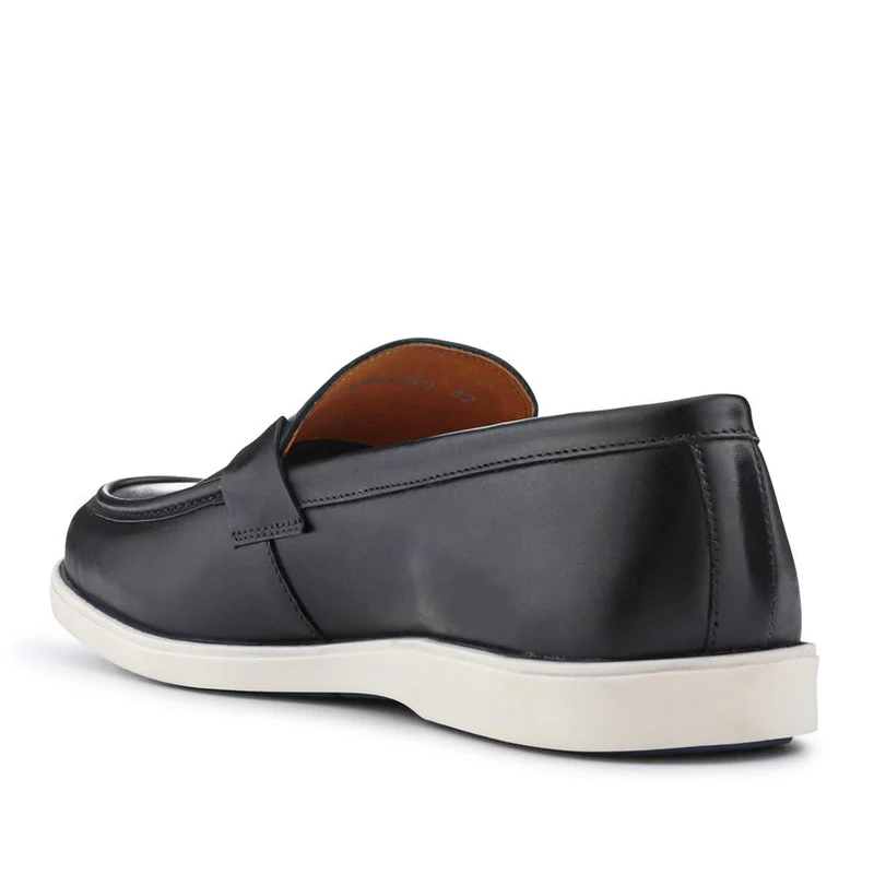 Smart All-Leather Loafers - SAKM41010 / 327 204 - Black
