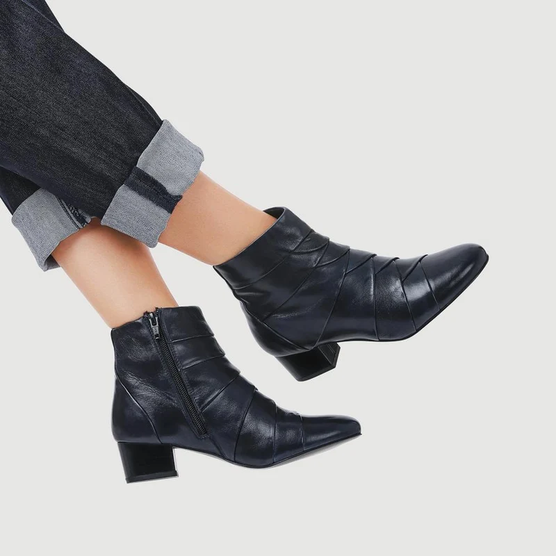 Everyday Leather Ankle Boots - MAGNU38003 / 324 540 - Navy