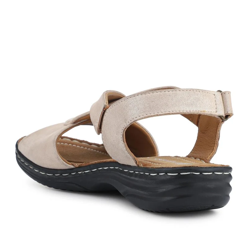 Casual Leather Touch-Fasten Sandals - KF41006 / 327 491 - Beige Shimmer