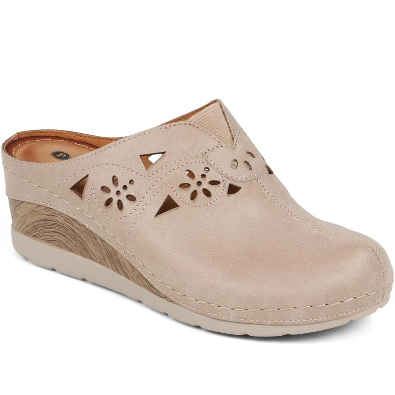 Wedge Heel Clogs - WOIL39031 / 325 148 - Beige