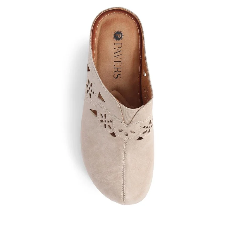 Wedge Heel Clogs - WOIL39031 / 325 148 - Beige