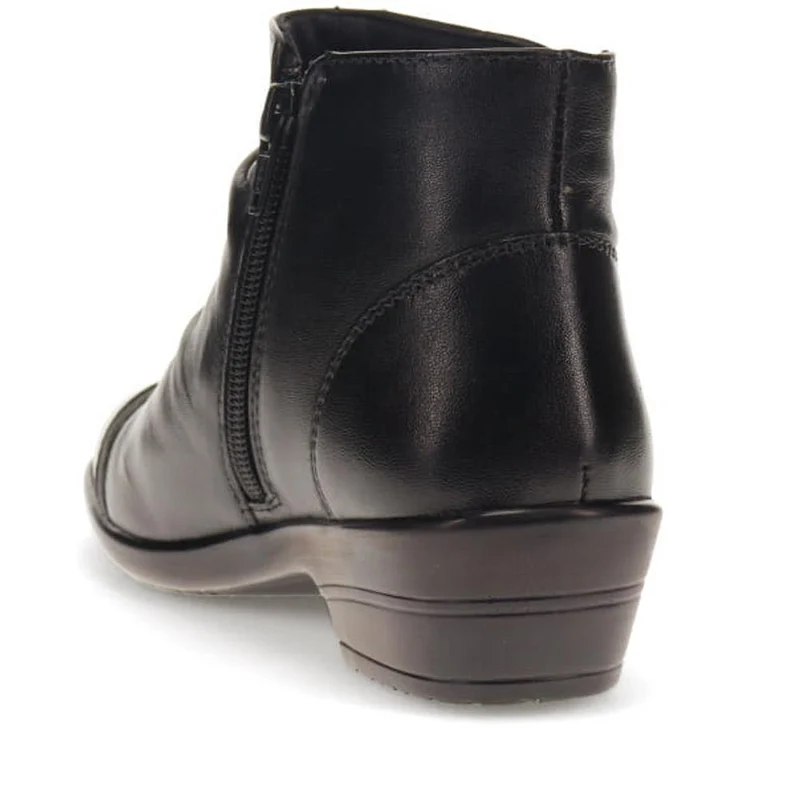 Wedge-Heeled Ankle Boots - KF40005 / 326 515 - Black